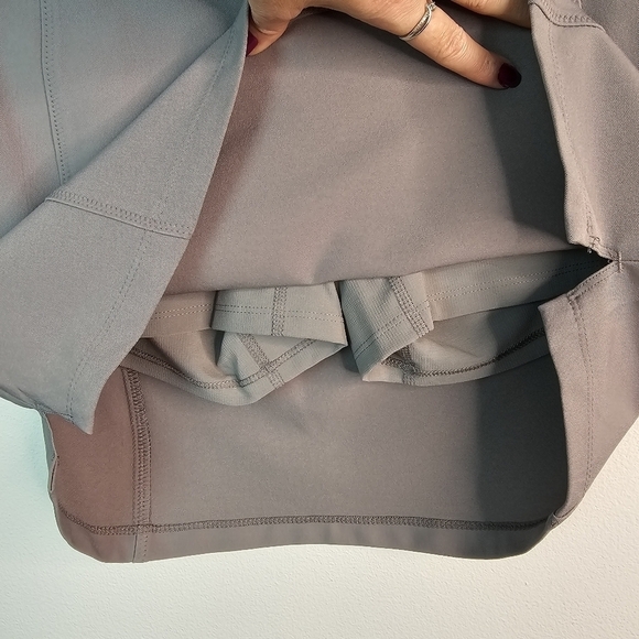 Adidas Gray Golf Skort NWT - Picture 7 of 10